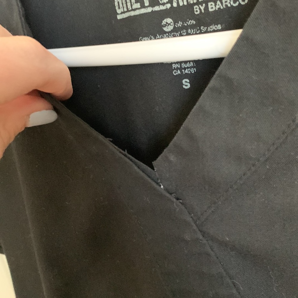 Scrub top - Picture 3 of 3